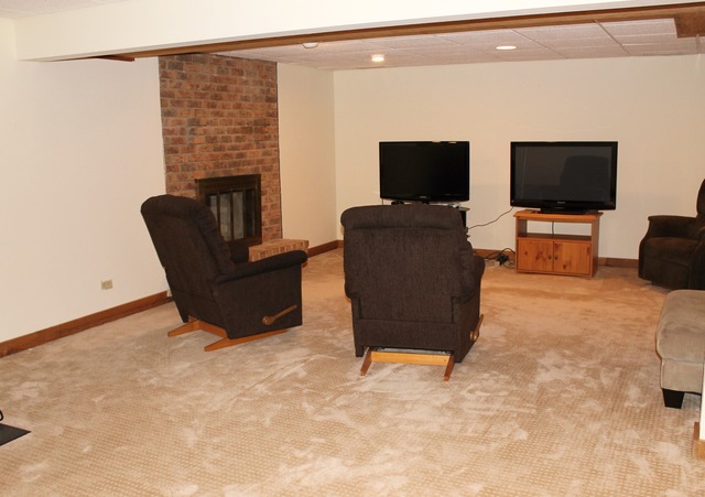 236 Perth Road Cary, IL 60013 - Photo 13 of 15