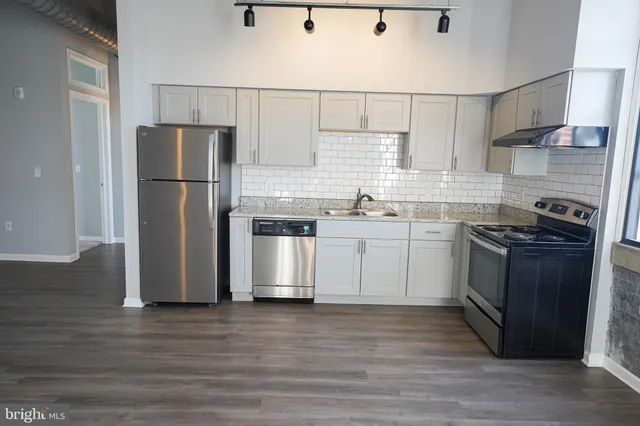 $1,695 | 218 West Main Street, Unit 401, Salisbury, MD 21801