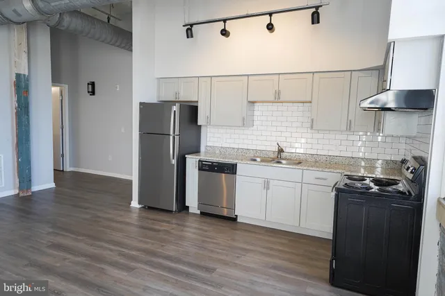 $1,695 | 218 West Main Street, Unit 401, Salisbury, MD 21801