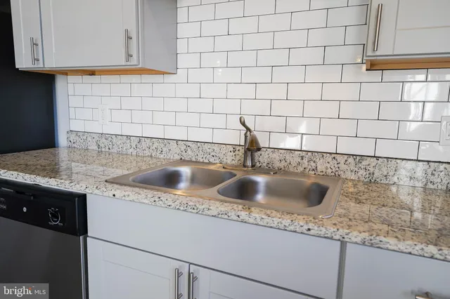 $1,695 | 218 West Main Street, Unit 401, Salisbury, MD 21801