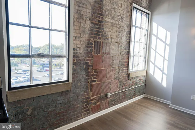 $1,695 | 218 West Main Street, Unit 401, Salisbury, MD 21801