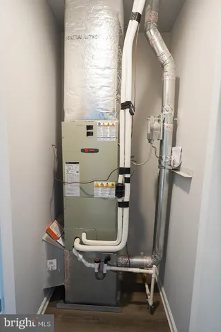 $1,695 | 218 West Main Street, Unit 401, Salisbury, MD 21801