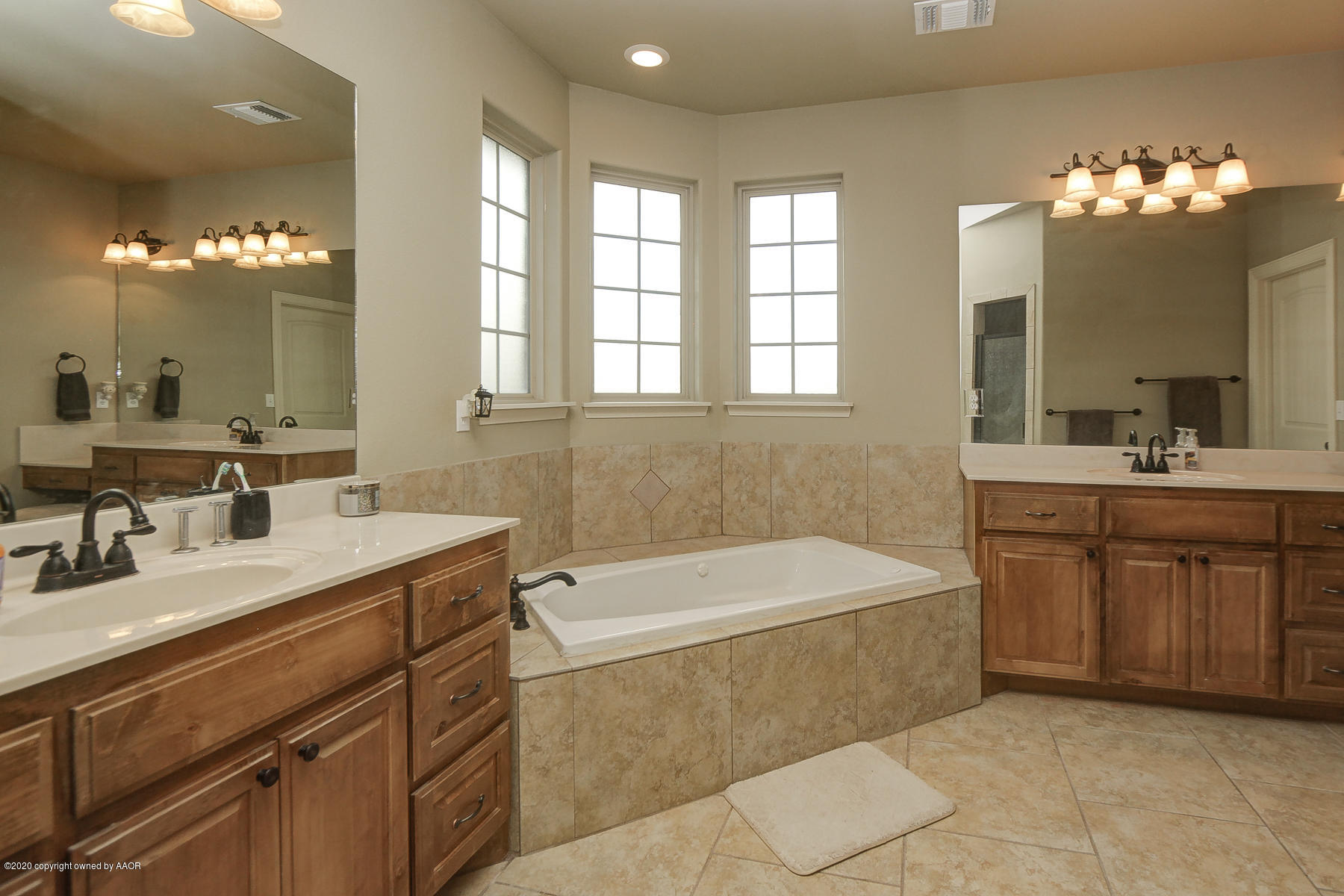 18000 Sundancer Lane Bushland, TX 79124 - Photo 20 of 23 Primary Bath
