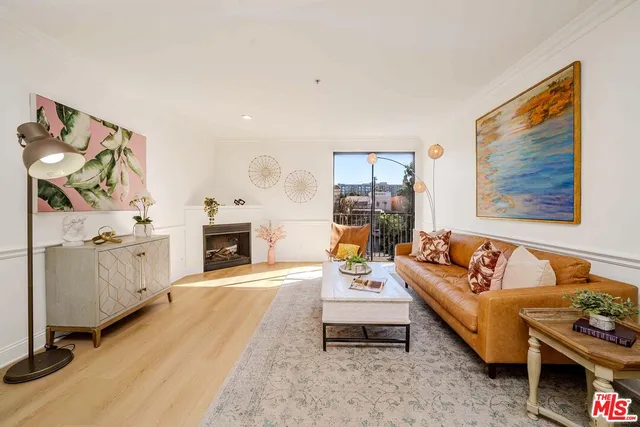$689,000 | 625 South Berendo Street, Unit 203, Los Angeles, CA 90005