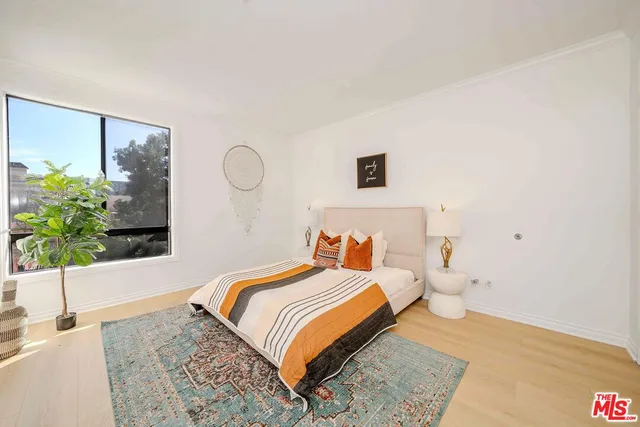 $689,000 | 625 South Berendo Street, Unit 203, Los Angeles, CA 90005