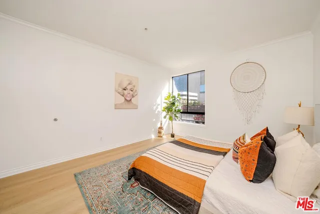 $689,000 | 625 South Berendo Street, Unit 203, Los Angeles, CA 90005