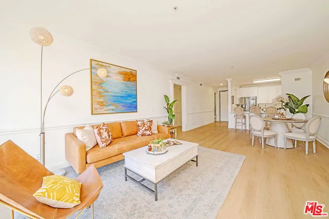 $689,000 | 625 South Berendo Street, Unit 203, Los Angeles, CA 90005