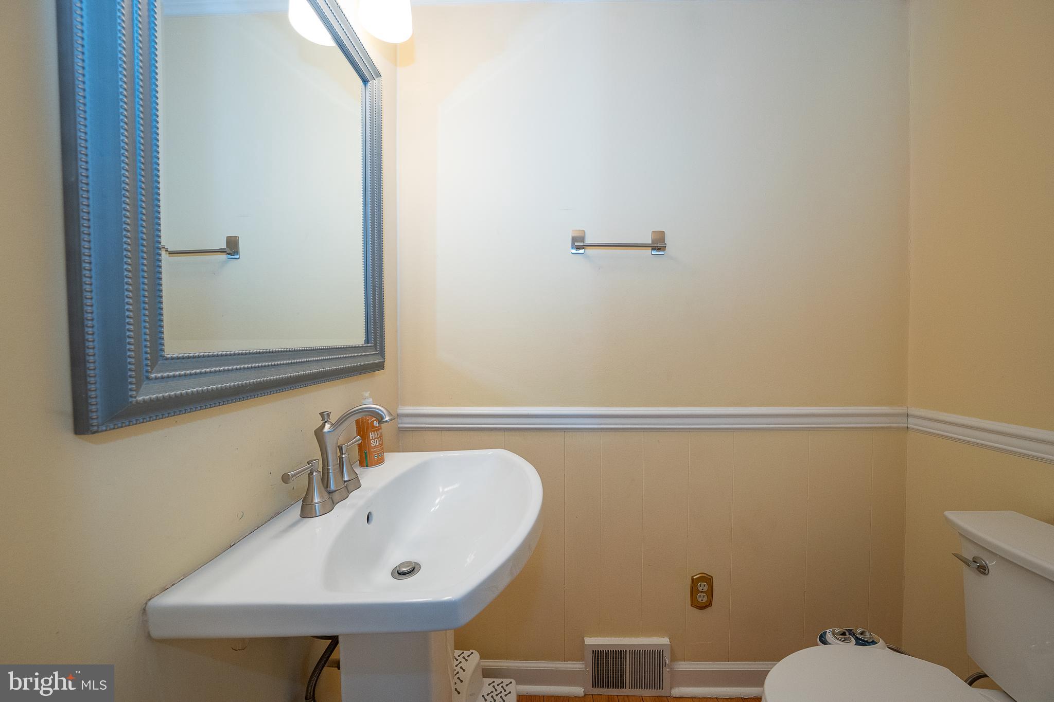 809 Matsons Ford Road Villanova, PA 19085 - Photo 9 of 24 a bathroom with a sink and a toilet