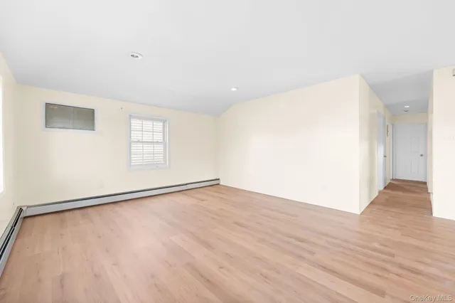 $1,149,999 | 144-37 223rd Street | Brookville