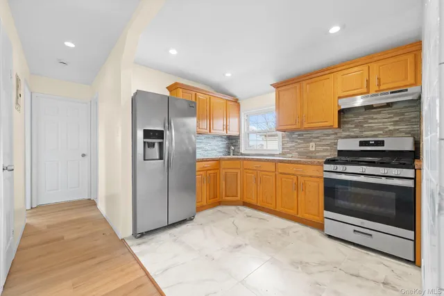 $1,149,999 | 144-37 223rd Street | Brookville