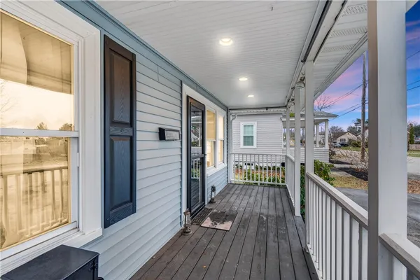 $344,900 | 122 Leigh Street, Warwick, RI 02889
