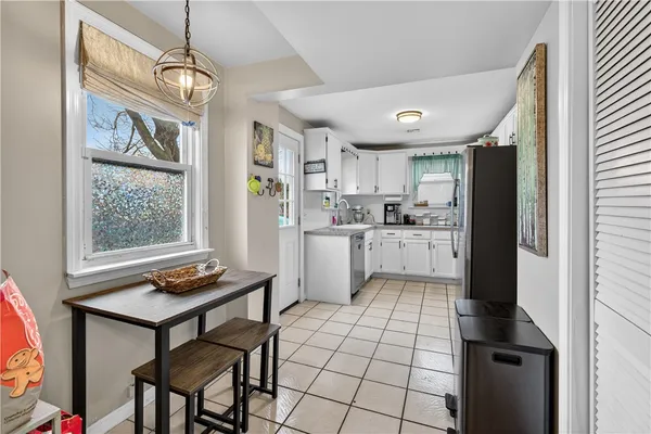 $344,900 | 122 Leigh Street, Warwick, RI 02889