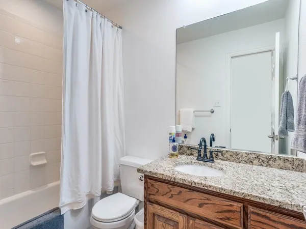 $3,900 | 7110 Waterbury Drive, Rowlett, TX 75089