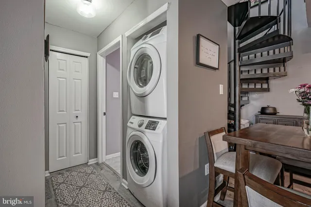 $215,750 | 1114 Tristram Circle, Mantua, NJ 08051