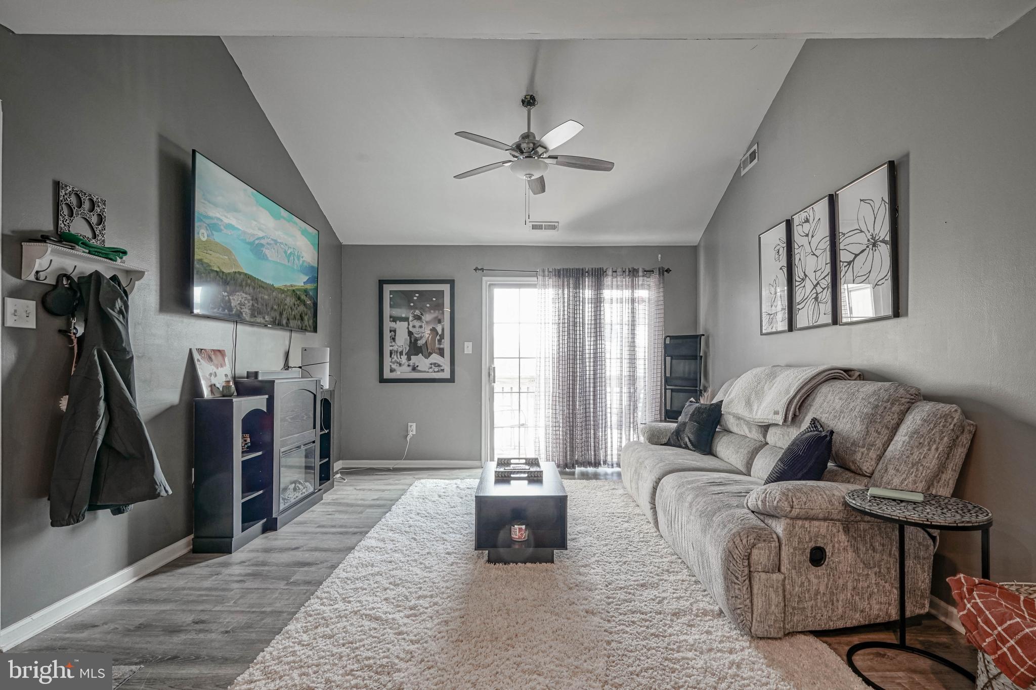 1114 Tristram Circle Mantua, NJ 08051 - Photo 5 of 33