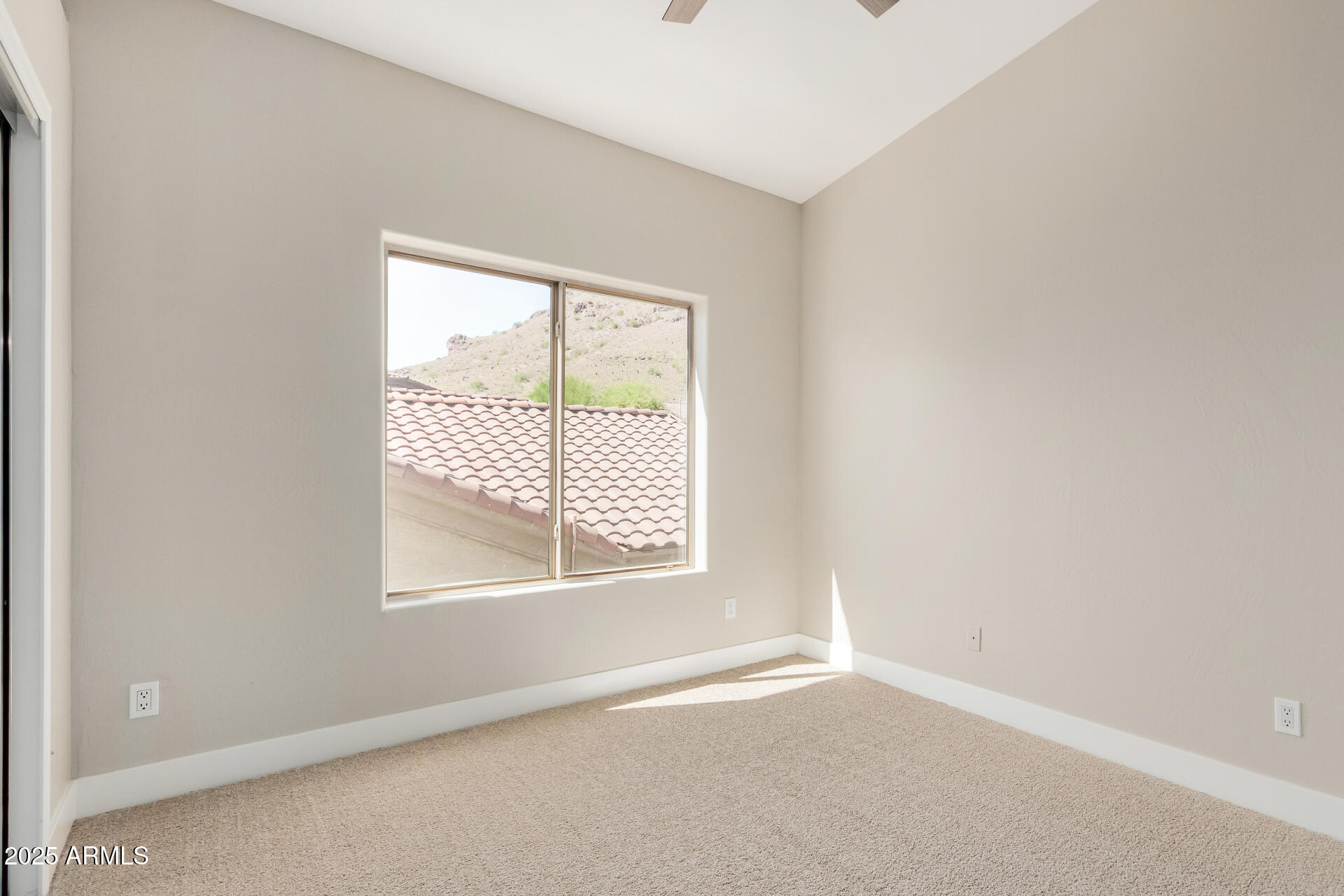 1825 East Marilyn Road Phoenix, AZ 85022 - Photo 31 of 52 38 - Marilyn