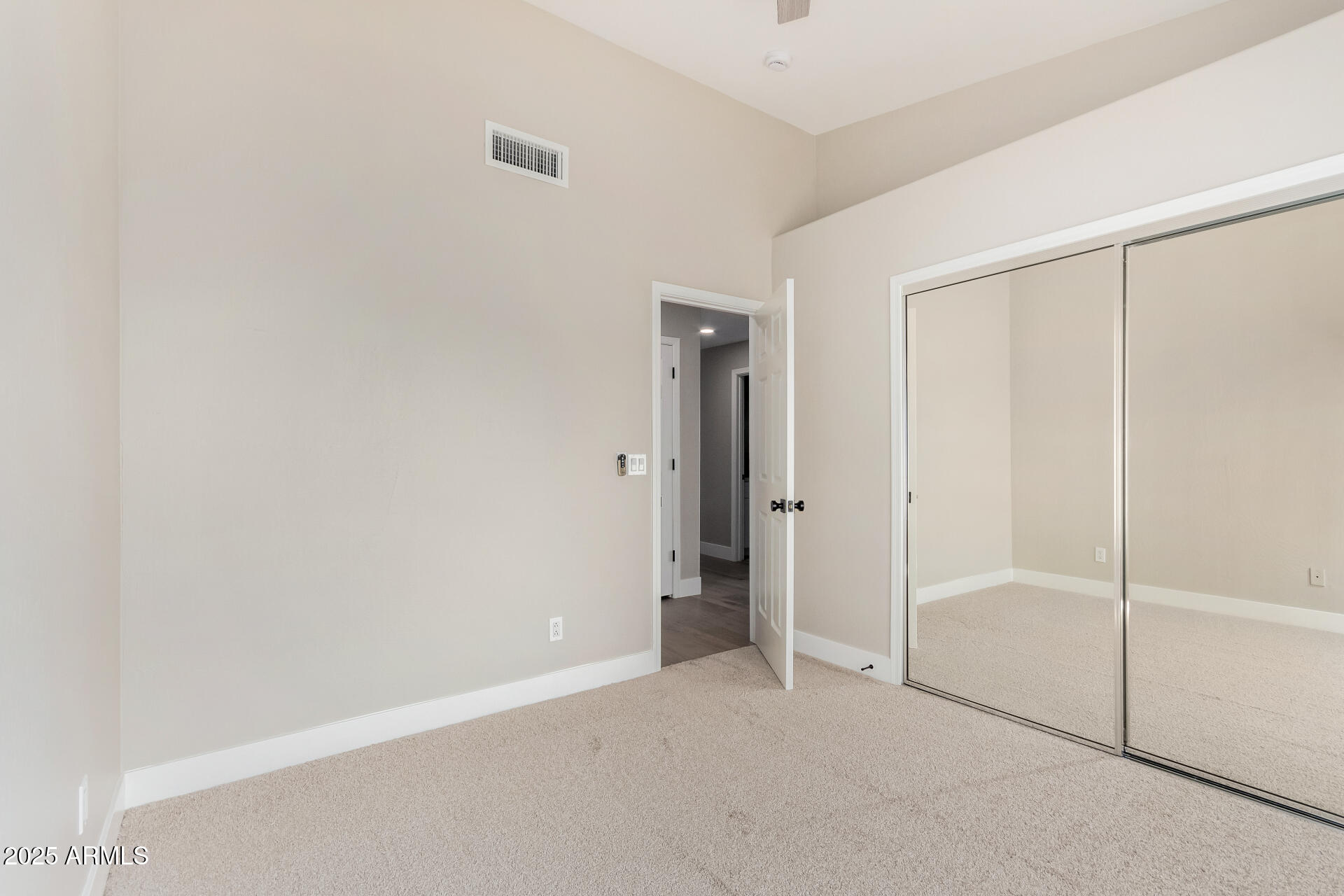 1825 East Marilyn Road Phoenix, AZ 85022 - Photo 32 of 52 39 - Marilyn