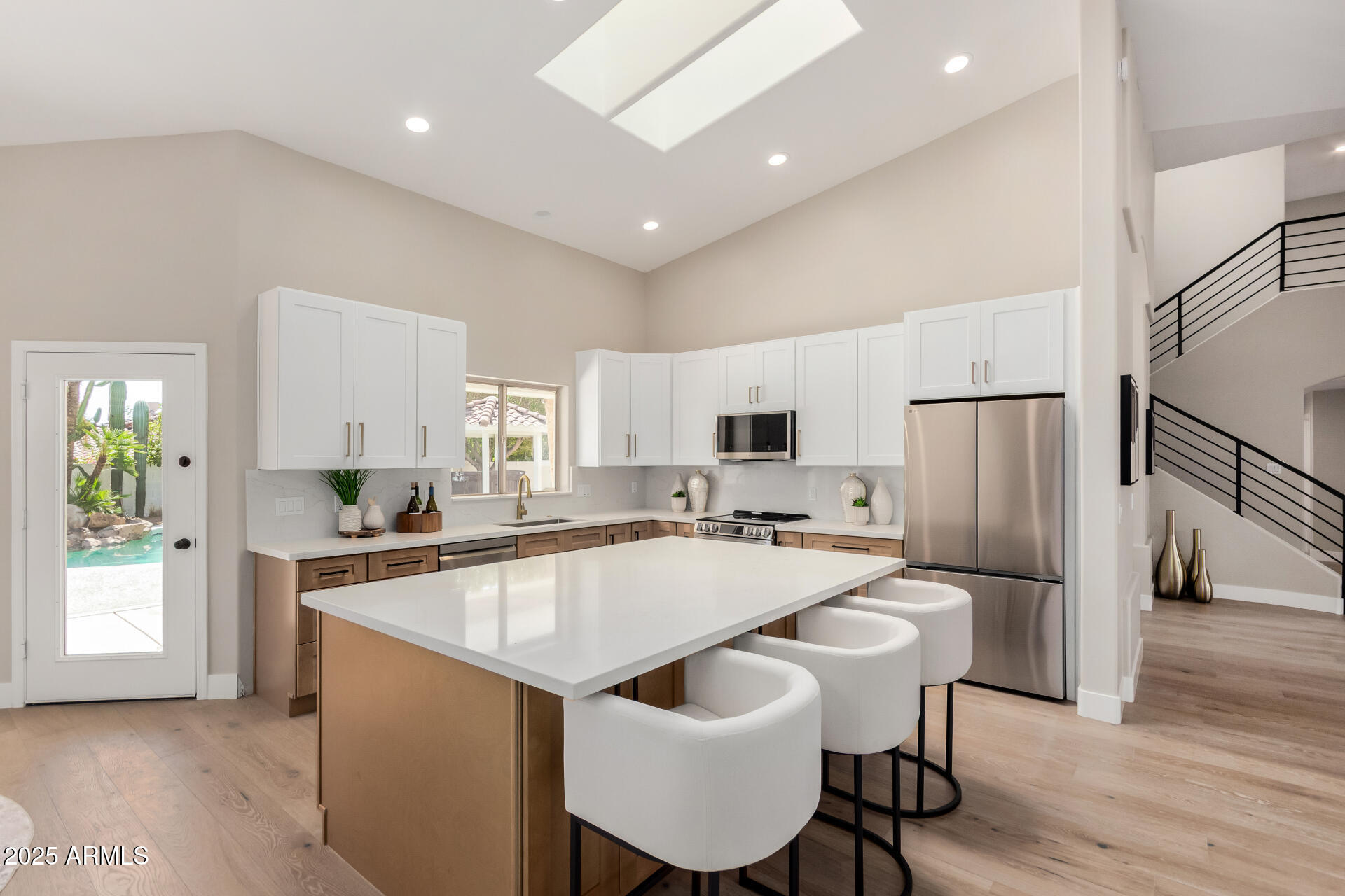 1825 East Marilyn Road Phoenix, AZ 85022 - Photo 9 of 52 15 - Marilyn