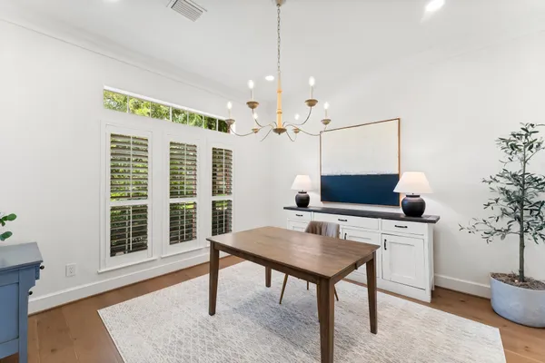 $1,225,000 | 18 North Highland Court, The Woodlands, TX 77381