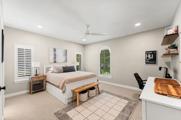 $1,225,000 | 18 North Highland Court, The Woodlands, TX 77381