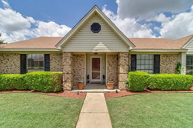 $2,300 | 1213 Colmar Drive, Plano, TX 75023