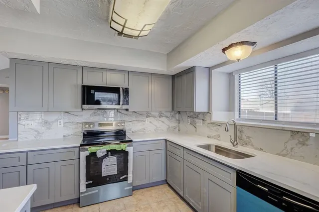 $2,300 | 1213 Colmar Drive, Plano, TX 75023