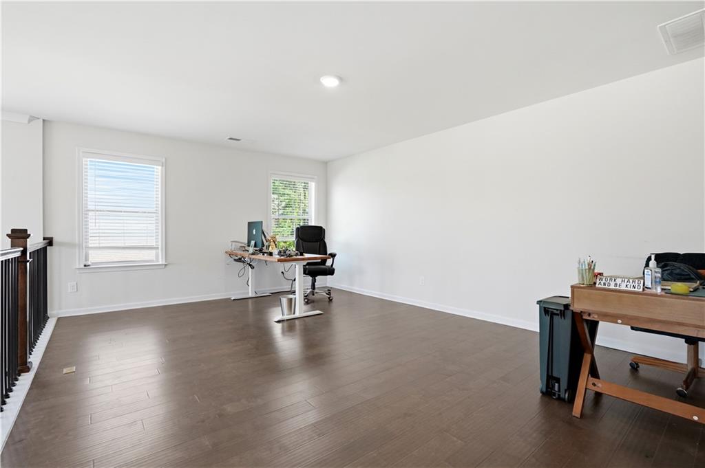 2715 Ridge Manor Drive Southeast Dacula, GA 30019 - Photo 6 of 31