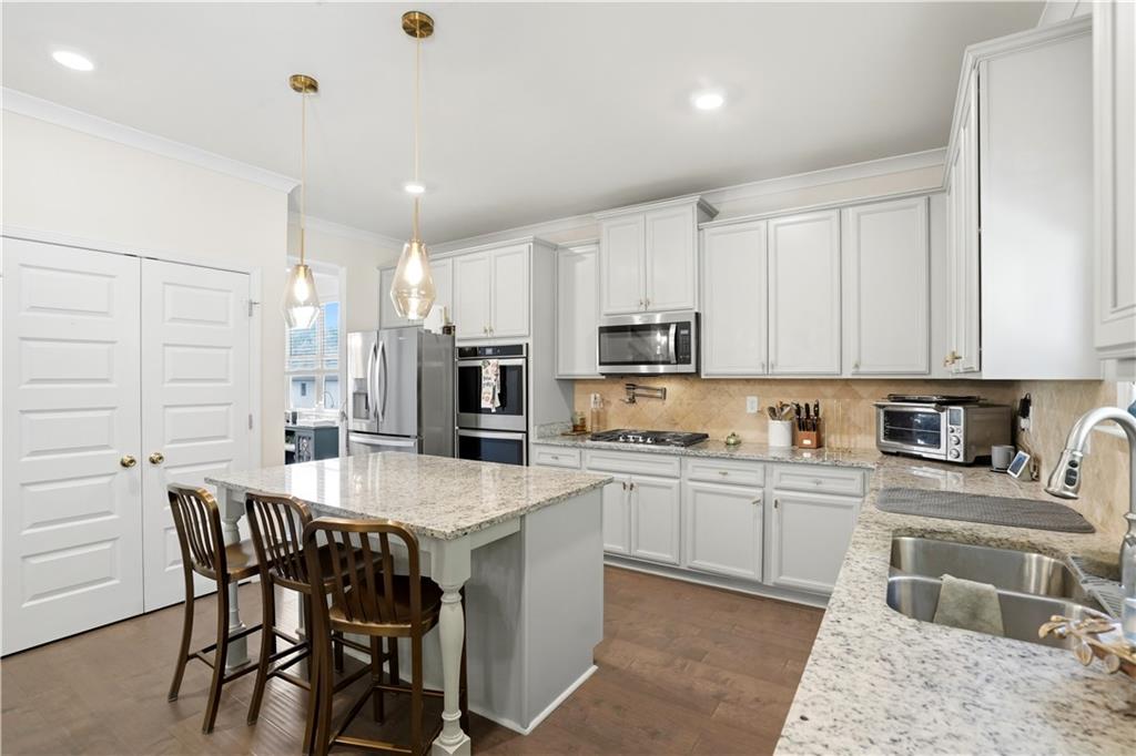 2715 Ridge Manor Drive Southeast Dacula, GA 30019 - Photo 8 of 31