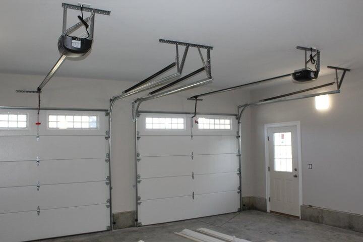 81 Chamberlain Road Scarborough, ME 04074 - Photo 7 of 8 20190129171135457038000000-o