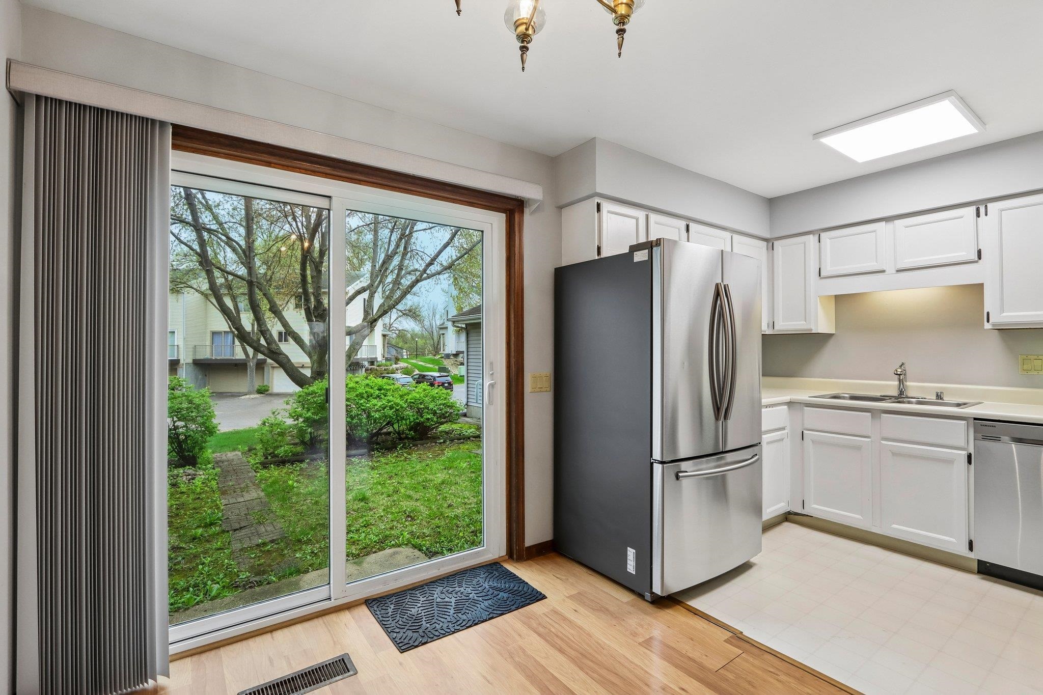 6922 Park Ridge Drive Madison, WI 53719 - Photo 12 of 45