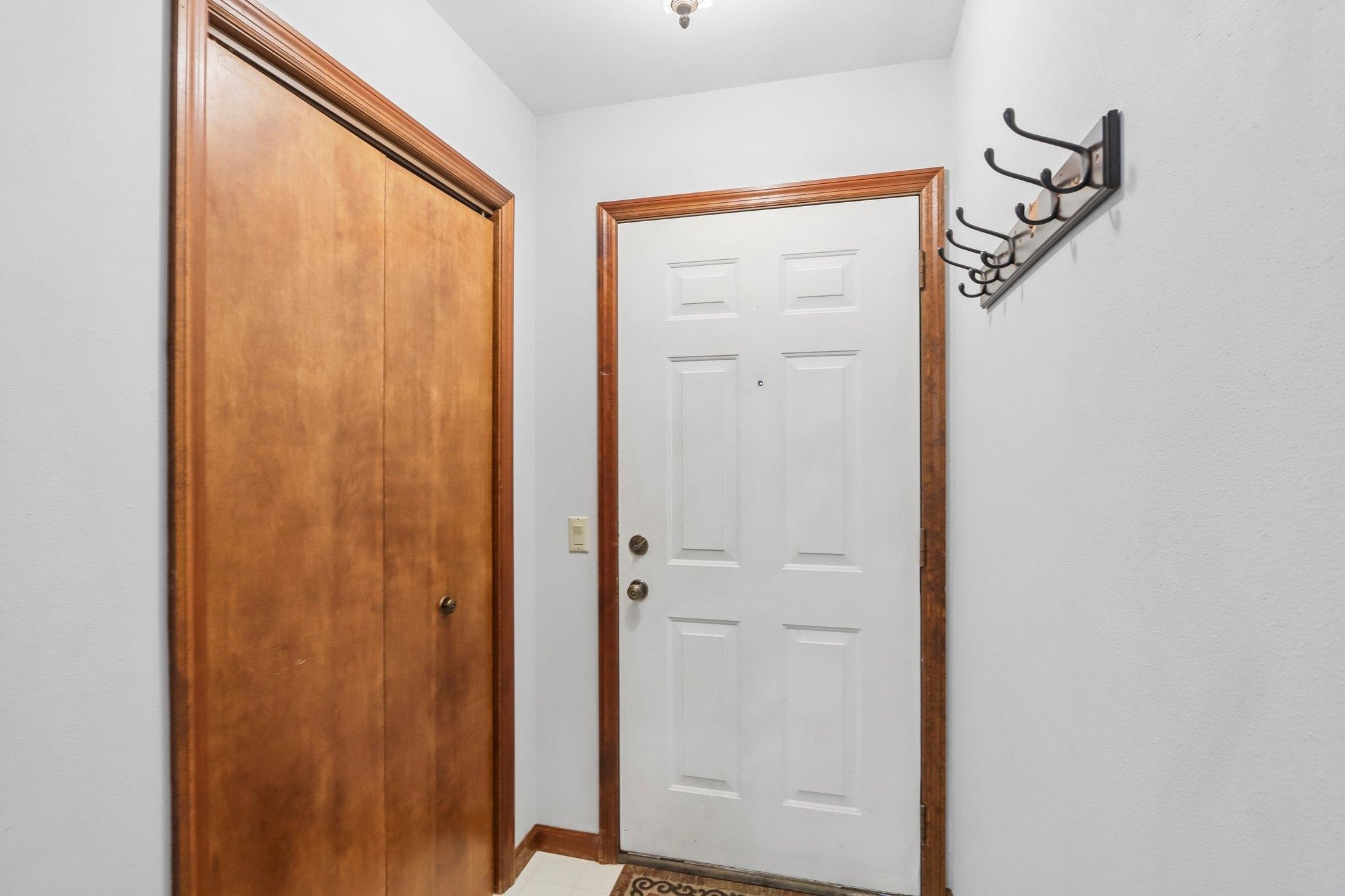 6922 Park Ridge Drive Madison, WI 53719 - Photo 5 of 45
