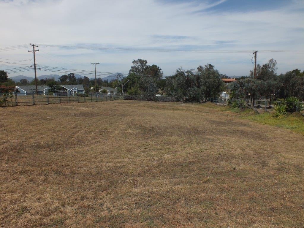 1316 Keyes Road Ramona, CA 92065 - Photo 3 of 24