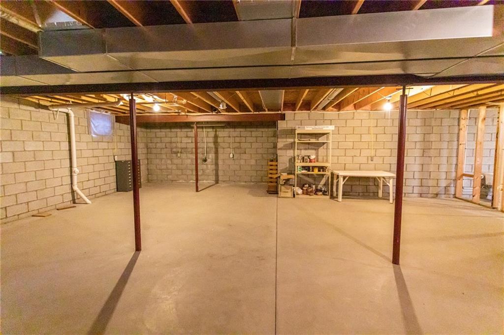 320 Dixon Boulevard Uniontown, PA 15401 - Photo 27 of 31 a view of a room with gym equipment