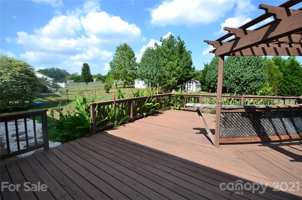 3622 Lee Moore Road Maiden, NC 28650 - Photo 20 of 34 a view of balcony with wooden floor and fence