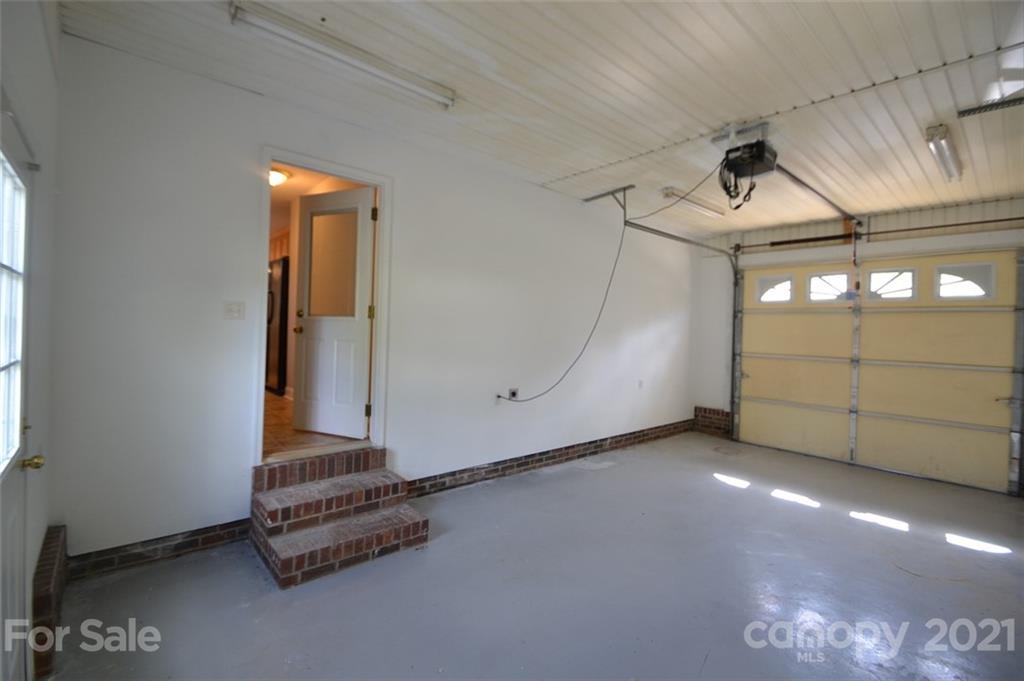 3622 Lee Moore Road Maiden, NC 28650 - Photo 24 of 34 a view of a garage
