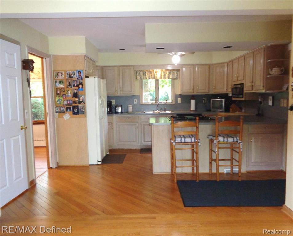 247 Rochdale Drive South Rochester Hills, MI 48309 - Photo 11 of 30
