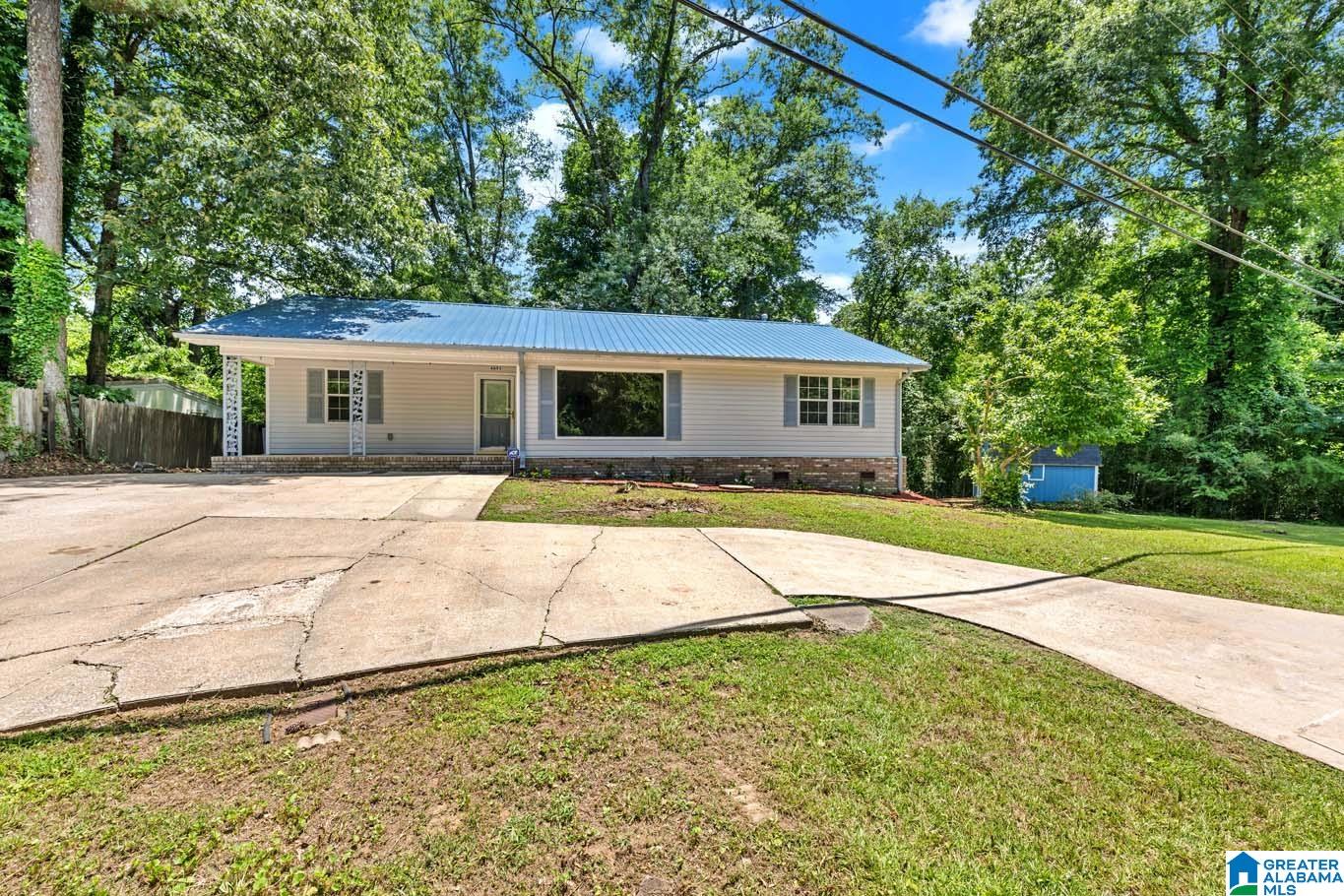4093 Hopewell Road Bessemer, AL 35022 - Photo 2 of 29