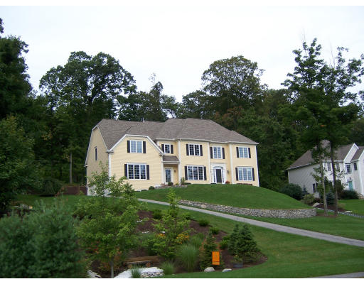 15 Hearthstone Road Hopkinton, MA 01748 - Photo 1 of 14 Gallery Image 1