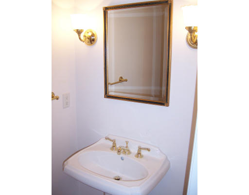 15 Hearthstone Road Hopkinton, MA 01748 - Photo 10 of 14 Gallery Image 10