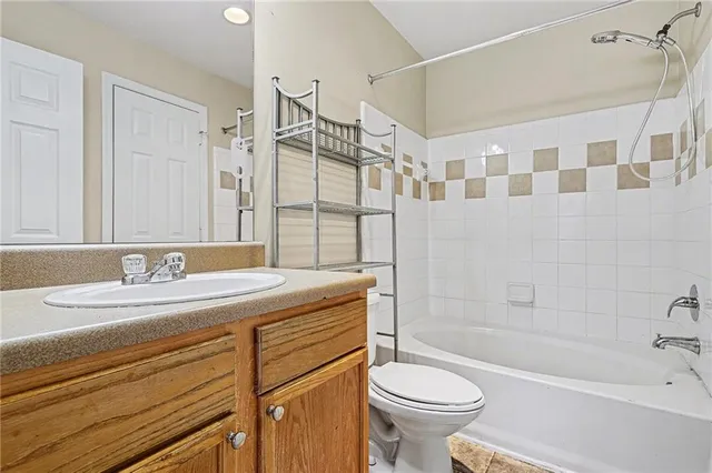 $259,900 | 2161 Del Lago Circle, Kennesaw, GA 30152