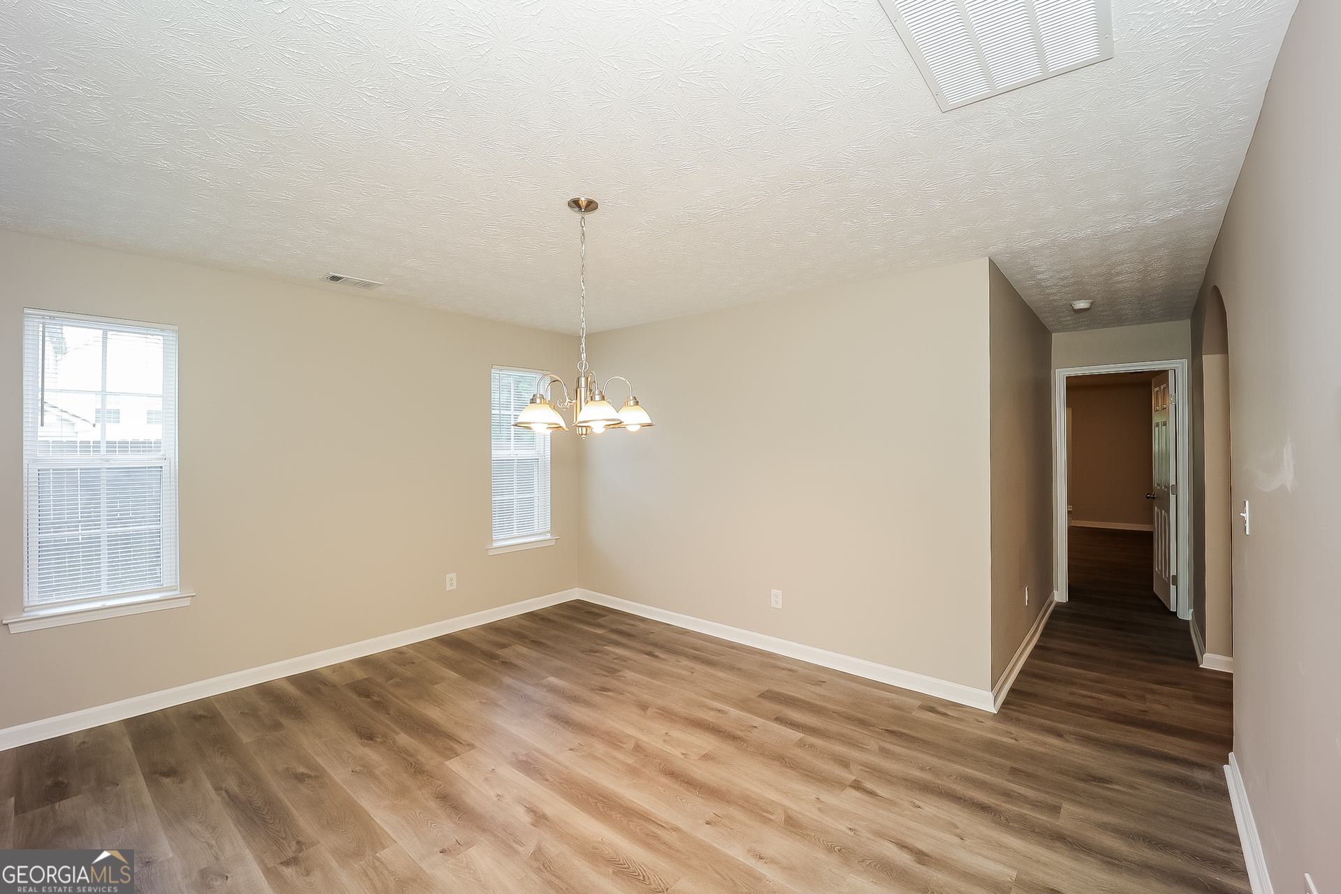 8227 Milam Loop Fairburn, GA 30213 - Photo 4 of 17