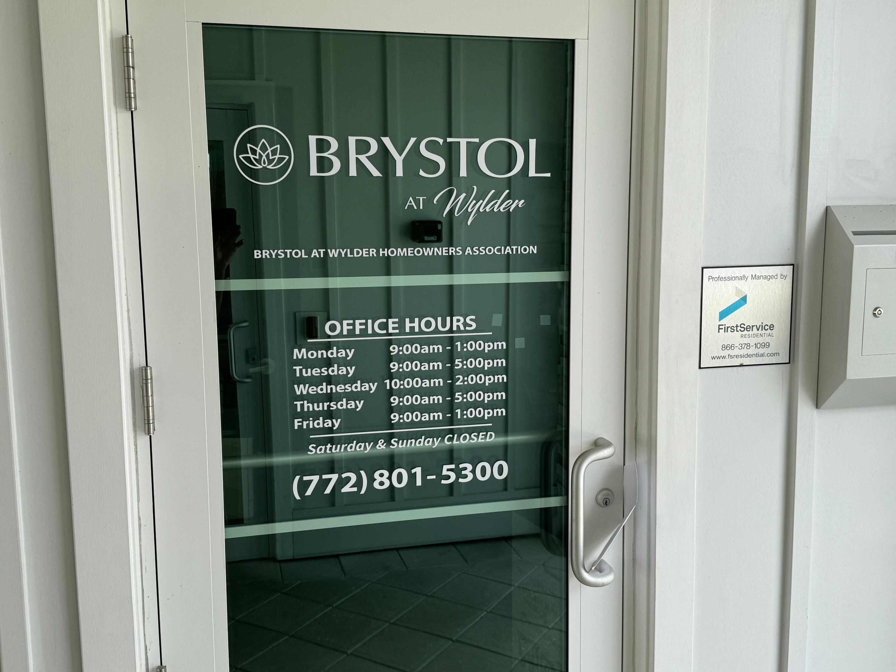 10509 Northwest Suncrest Loop Port Port St. Lucie, FL 34987 - Photo 35 of 40 IMG_7634