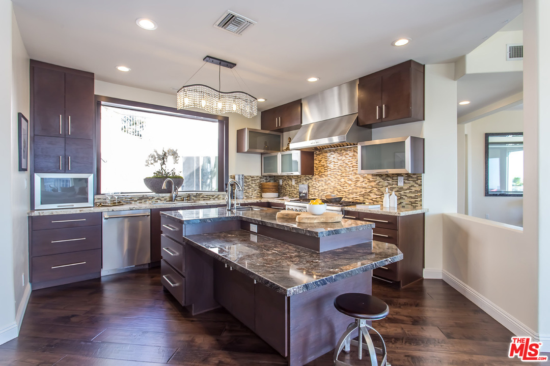 5639 Tryon Road Los Angeles, CA 90068 - Photo 25 of 54