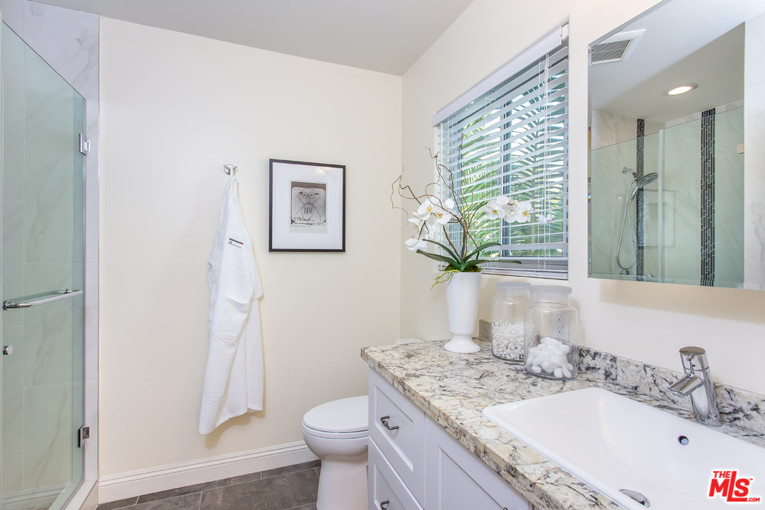 5639 Tryon Road Los Angeles, CA 90068 - Photo 33 of 54