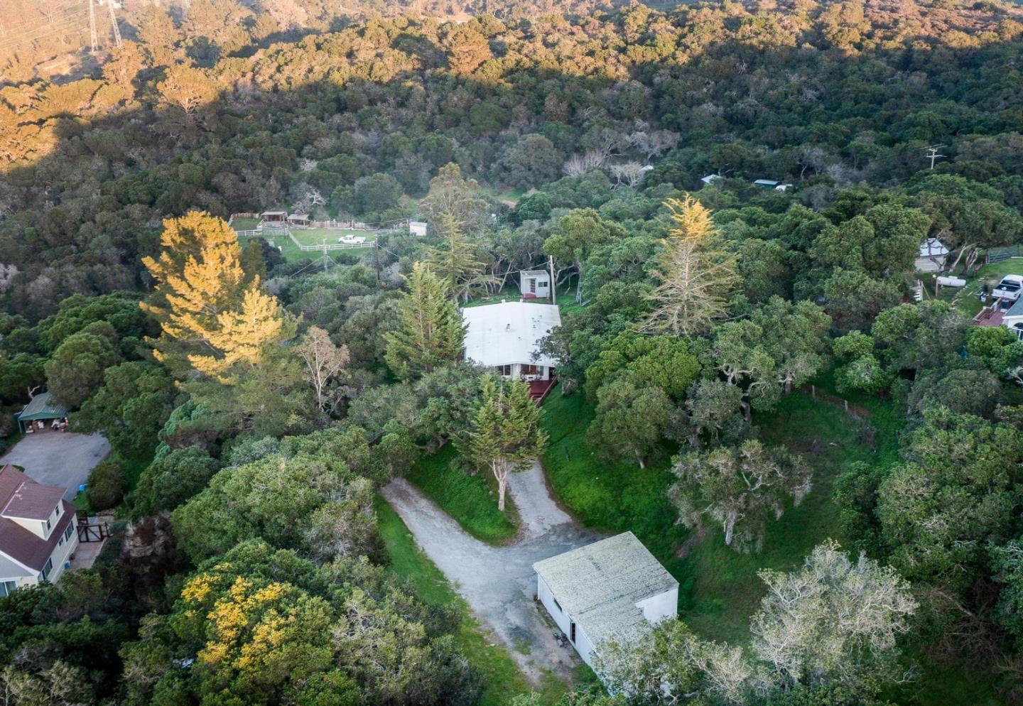 18860 Pesante Road Salinas, CA 93907 - Photo 8 of 36 Gallery Image 8