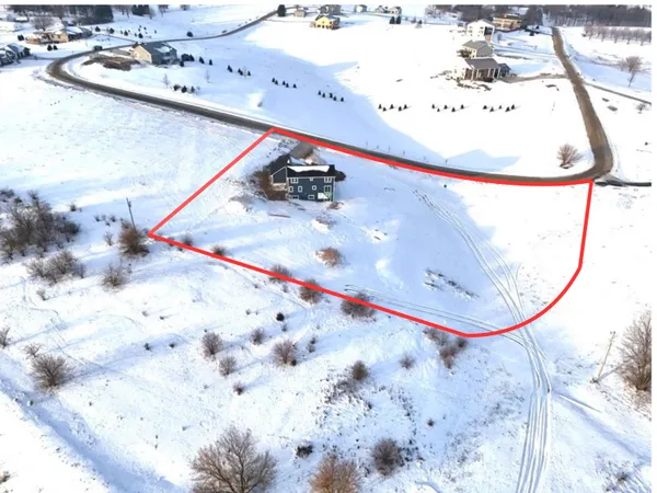$489,900 | N3523 View Point, Monroe, WI 53566