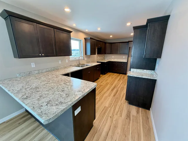 $499,900 | N3523 View Point, Monroe, WI 53566