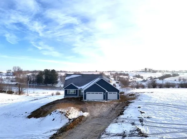 $489,900 | N3523 View Point, Monroe, WI 53566