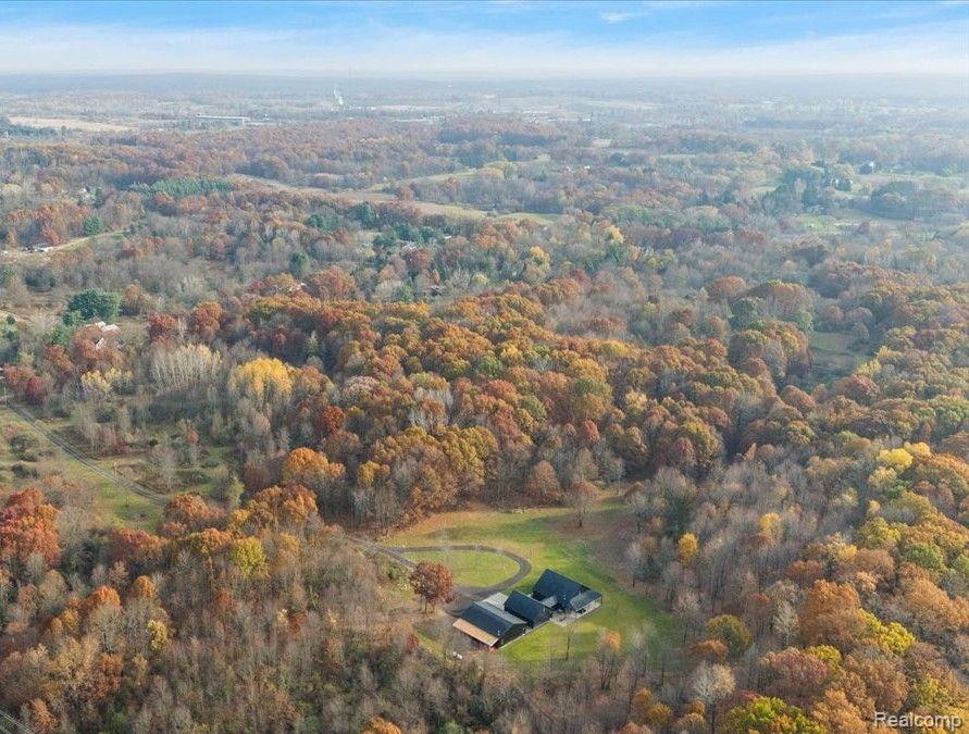 13241 Rattalee Lake Road Davisburg, MI 48350 - Photo 62 of 67