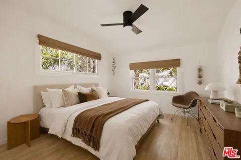 $1,095,000 | 5131 Tendilla Avenue, Woodland Hills, CA 91364